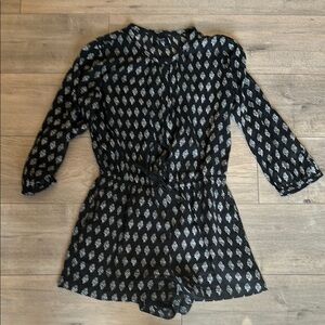 Madewell Black and White Patterned Romper sz M
